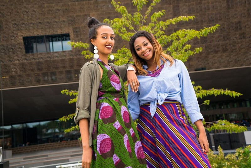 Best Styling of Summer Clothes When Temperatures "Fall"